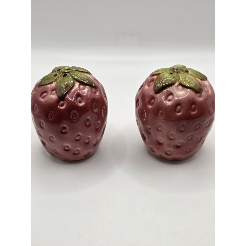 Vintage Ceramic Strawberry Salt & Pepper Shakers